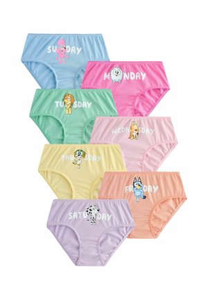 Sedem párov farebného detského spodného prádla, každý označený dňom v týždni a s postavičkou kresleného psa.