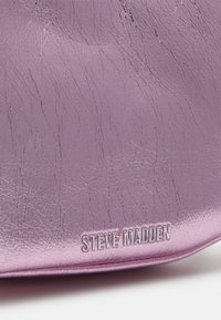 Steve Madden BVILMA - Håndveske - pink/silver-coloured