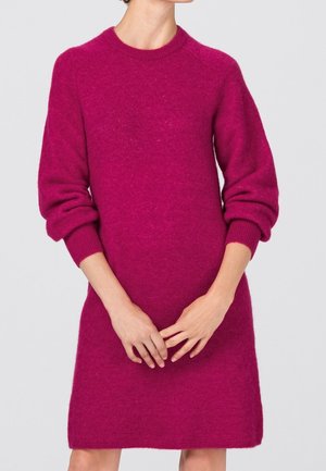 Pletené šaty - pink