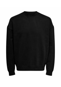 Sudadera negra con cuello redondo, hombros caídos, mangas largas y puños acanalados. Hecha de tela suave y texturizada. Sin patrones visibles.