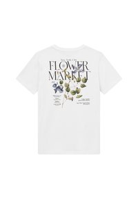 Λευκό βαμβακερό T-shirt με λουλουδάτο σχέδιο και κείμενο "New York City FLOWER MARKET 2024" σε μαύρο και μπλε. Κοντά μανίκια και στρογγ�υλή λαιμόκοψη.