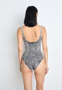 Diesel UFBY-DENIM-CAMI-BODYSUIT - Glaustinukė - e6564