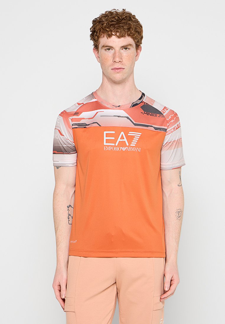 EA7 Emporio Armani Sport T-shirt oranje EA7 Emporio Armani Sport T-shirt oranje