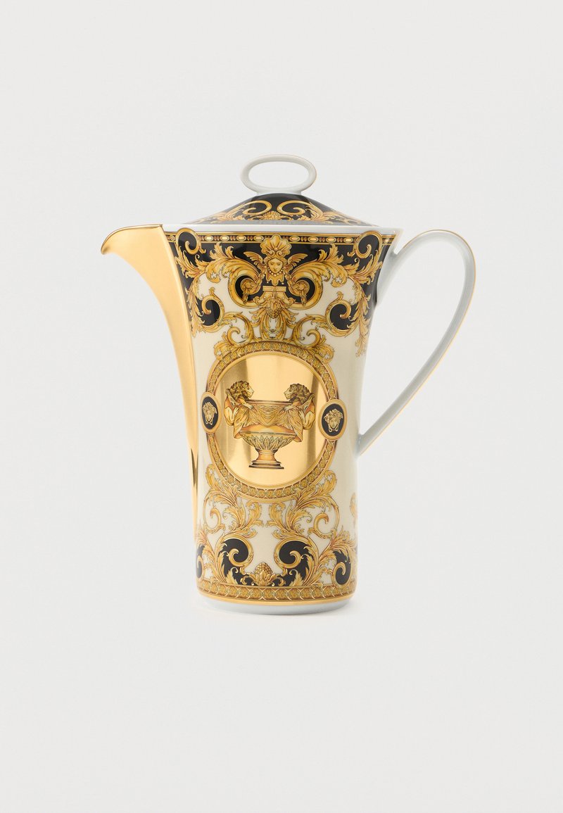 Ψηλό πορσελάνινο δοχείο καφέ με χρυσά και μαύρα περίτεχνα μπαρόκ σχέδια, με δύο κεφάλια λιονταριών που κρατούν ένα μπολ στο κέντρο.