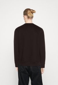 Alpha Industries Sudadera - dark brown