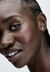 Pandora Náušnice - argentée couleur