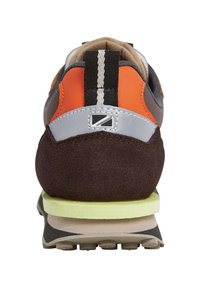 Pepe Jeans Športni copati - dark mocca brown