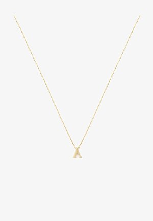 Collier en or avec une fine chaîne et un petit pendentif en forme de lettre "A" poli. Design simple avec une texture lisse et un éclat métallique.