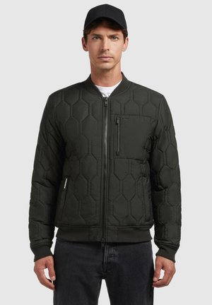 Dunkelgrüne gesteppte Bomberjacke mit hexagonalem Muster, Frontreißverschluss und Brusttasche. Gerippte Bündchen und Saum für zusätzlichen Textur.