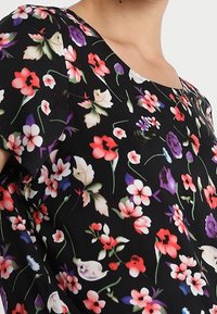 Vero Moda Blusa - black