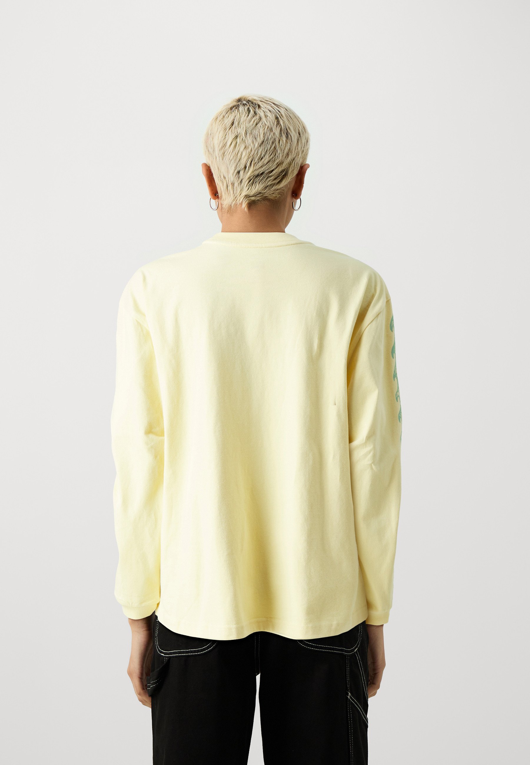 Billabong ホワイトジャケット 1973年設立 Billabong ホワイトジャケット 1973年設立 Five decades of