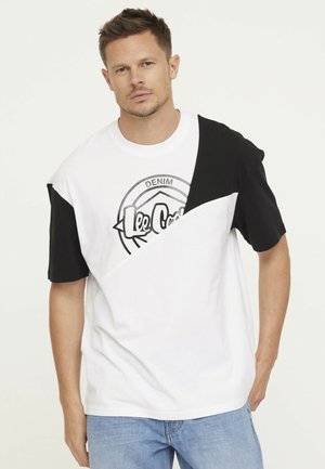 Lee Cooper ATIMO - T-shirt imprimé - blanc black