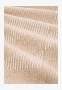 Unausgewählt, beige plaited structure knit