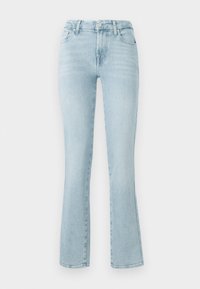 Jean flare bleu clair en denim. Caractéristiques d'une taille haute, cinq poches, et un dégradé subtil avec une texture lisse et des coutures soignées.