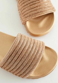 Next GLITTER - Badsandal - rose gold