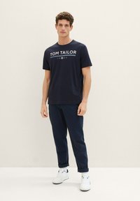 TOM TAILOR MIT LOGO - Camiseta estampada - sky captain blue