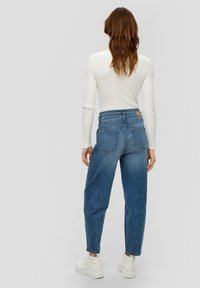 s.Oliver - Jeansy Relaxed Fit