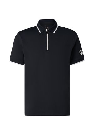 Zwart polo shirt met korte mouwen en witte bies aan kraag en manchetten, met rits aan de voorkant en een rond logo op de linkermouw.