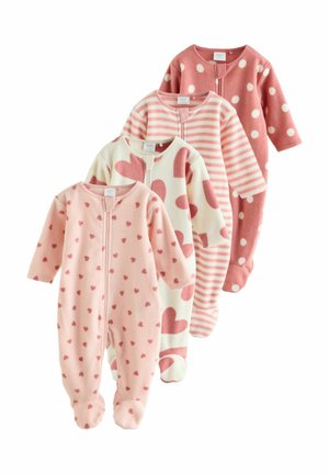 Quattro tutine morbide in pile per neonati, rosa e bianco, con motivi a cuori, pois e righe, ciascuna con zip frontale e maniche lunghe.