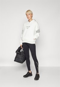 Mizuno ATHLETICS HOODY - Majica s kapuljačom - pristine