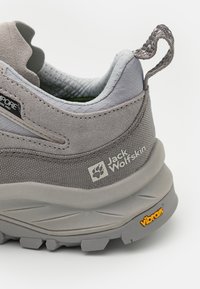 Jack Wolfskin CYROX TEXAPORE LOW  - Hikingsko - pebble
