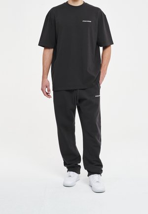 Pegador, T-shirt basique - black