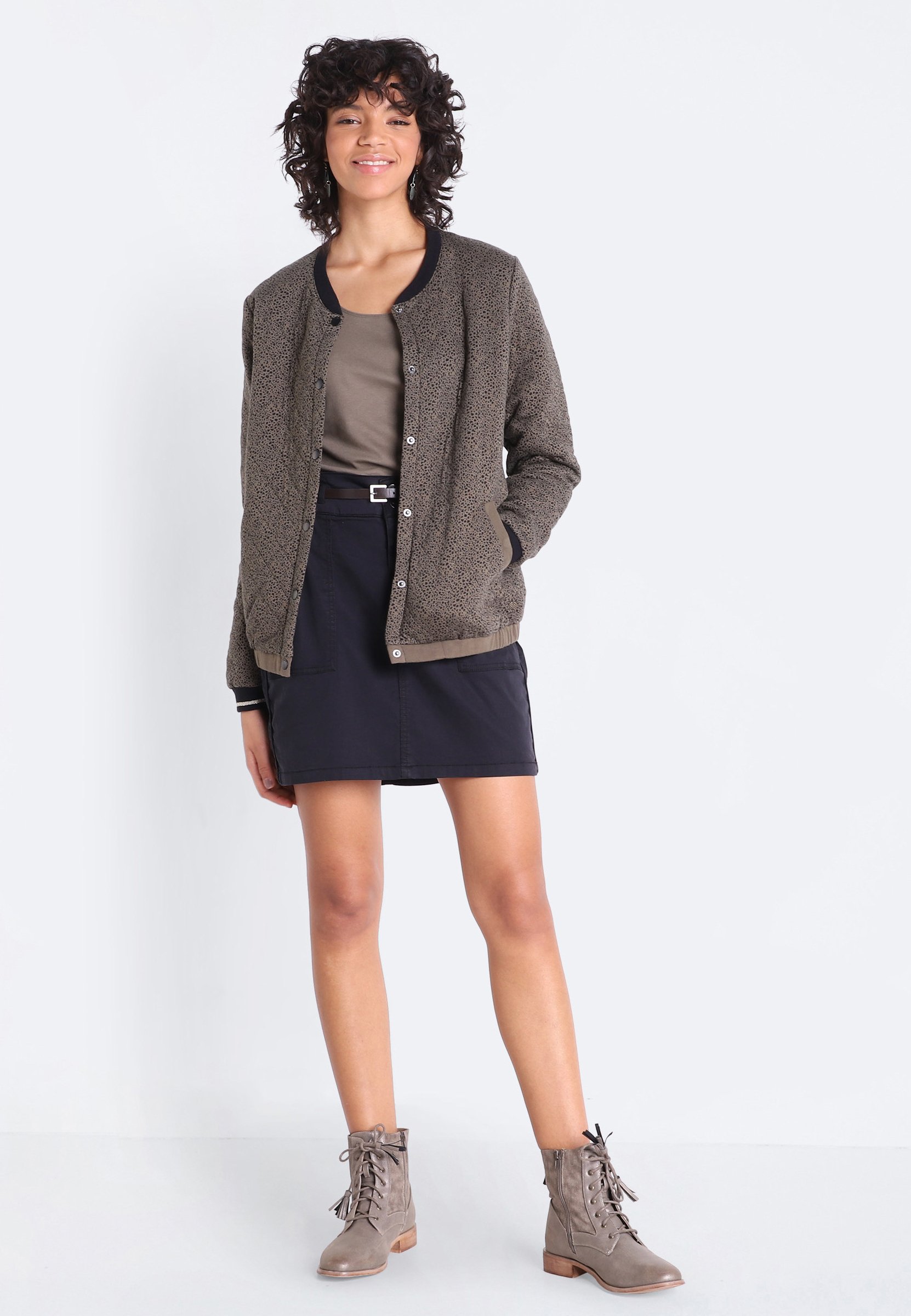 Femme Jupe trapèze Femme Jupe trapèze