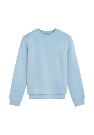 Sudadera azul clara hecha de tela suave, con cuello redondo, puños acanalados y dobladillo recto; diseño minimalista sin patrones.