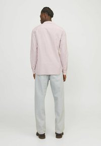 Jack & Jones JJESUMMER LINEN MIX SHIRT - Košile - pink nectar