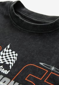 Next RELAXED FIT SHORT SLEEVE GRAPHIC STANDARD - Triko s potiskem - black racing car