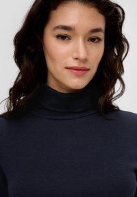 s.Oliver Longsleeve - navy