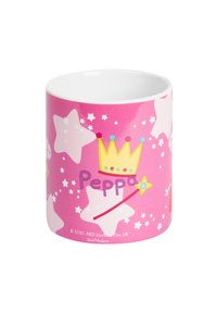 Mug in ceramica con un esterno rosa lucido, decorato con stelle, una corona e la scritta "Peppa" in lettere colorate. Interno bianco.