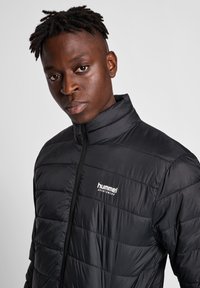 Hummel WIND PUFF  - Outdoorjacka - black