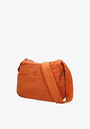 Oranje crossbodytas met voorvak met ritssluiting en brede verstelbare band, met GMV-logo op gestructureerde stof.