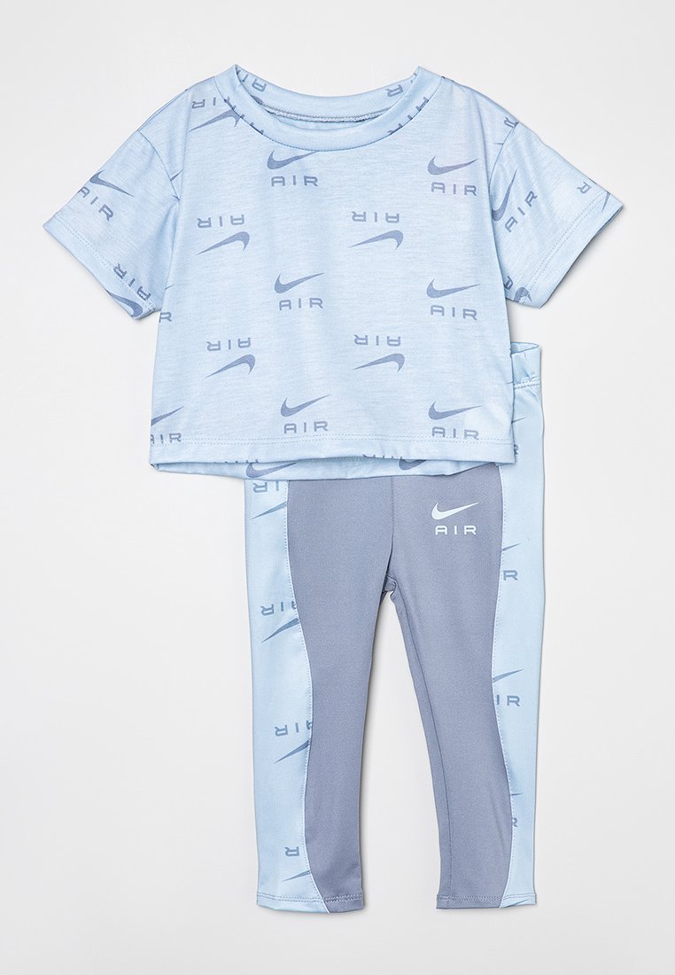 Nike Sportswear Sport T-shirt grijs Nike Sportswear Sport T-shirt grijs