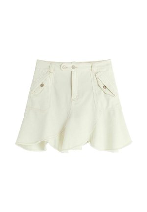 Off-weißer ausgestellter Rock mit zwei vorderen Taschen mit Klappe und Knopf, Doppelknopf-Verschluss an der Taille und abgesteppten Nahtdetails.