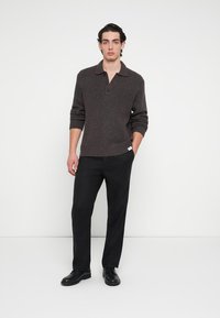 Samsøe Samsøe JABARI TROUSERS - Kelnės - black