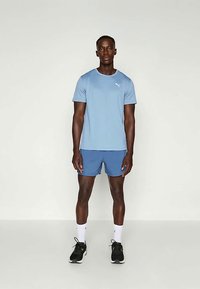 Puma ESSENTIAL TEXTURE TEE - Tekninen t-paita - cool blue