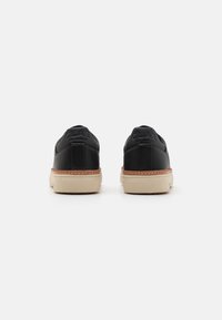 Clae BRADLEY WELT UNISEX - Sporta apavi - black
