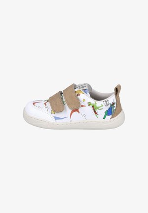 Zapatilla deportiva blanca para niños con tiras de Velcro marrones, patrones coloridos de dinosaurios y estrellas, y suela de goma.