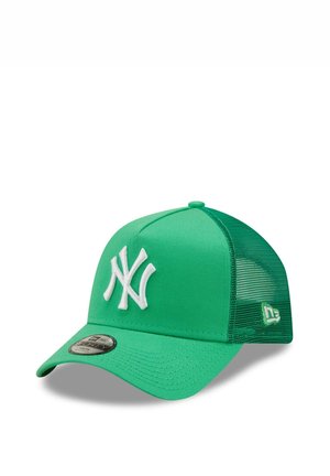 Green mesh baseball cap with white embroidered "NY" logo and "9FORTY" brand sticker on the brim, angled to show front and side.