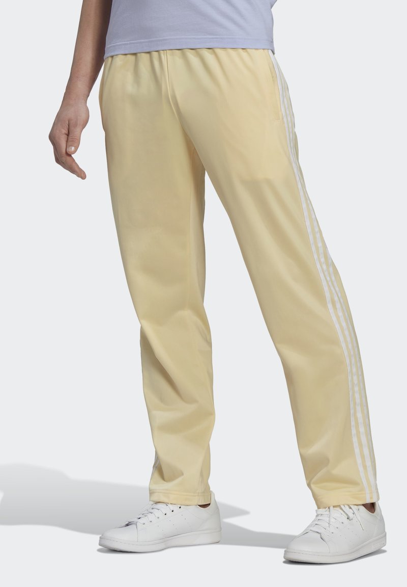 adidas Originals STRAIGHT TP - Joggebukse - easy yellow