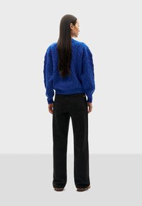 Thinking Mu CARMEN - Trui - blue