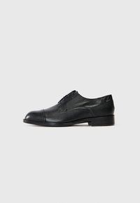 TAYIL DERB - Veterschoenen - black