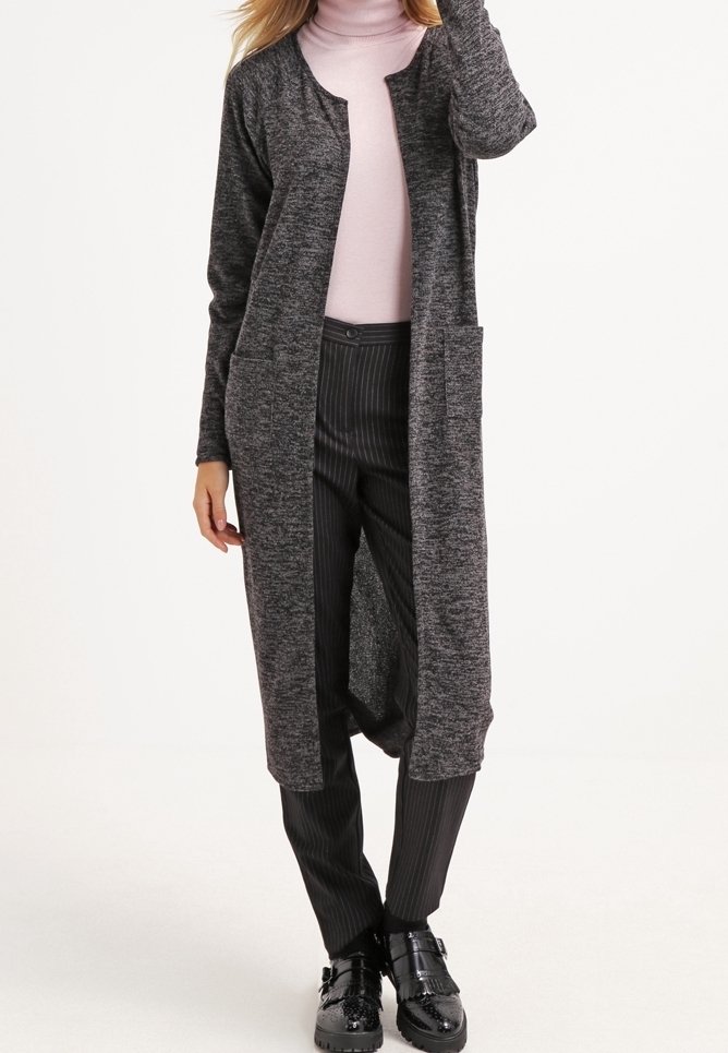 QS Strickjacke - black