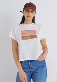 Levi's® T-shirts med print - bright white