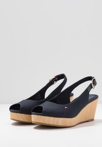 Tommy Hilfiger ICONIC ELBA SLING BACK WEDGE - Sandaler m/ kilehæl - desert sky
