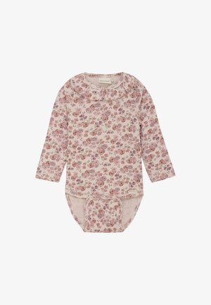 Body dla niemowląt z długim rękawem, wykonane z miękkiego, prążkowanego materiału w jasnoróżowy wzór kwiatowy, z falbaniastym dekoltem i zapięciem na napy na dole.