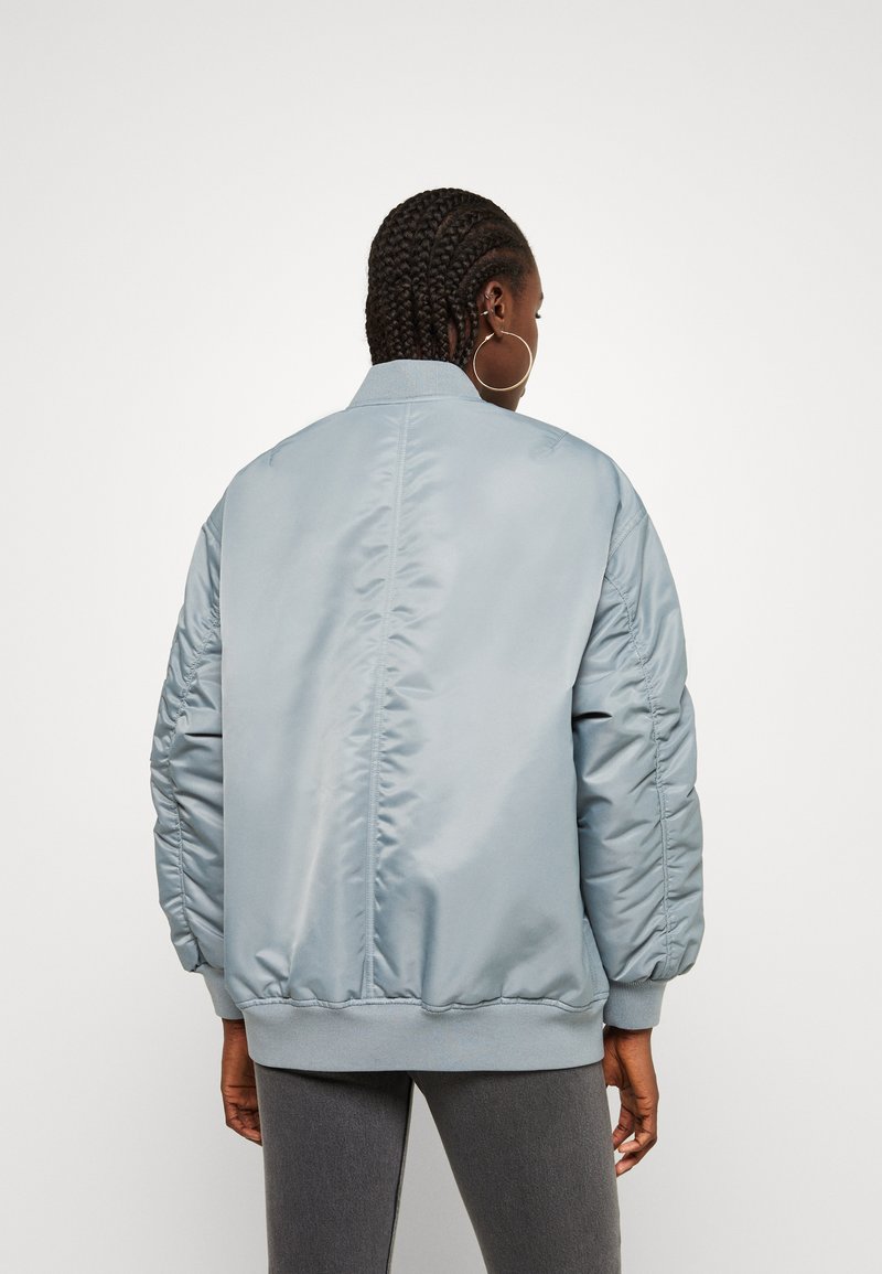 Calvin Klein Jeans OVERSIZED - Bomber bunda - overcast grey