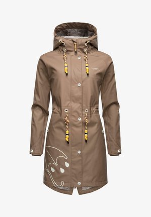 Brun vattentät regnjacka med huva, prydd med färgglada dragsnören, tryckknappar och en stor vit paraplygrafik vid fållen.